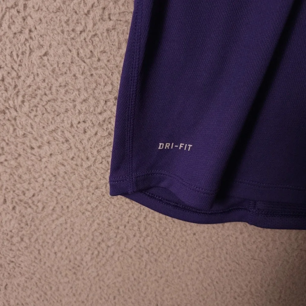 Nike Running Shirt Women Large Purple Dri Fit V Neck Athletic Active Jogging Tee
